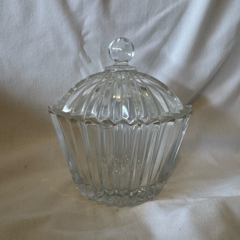 Mikasa Diamond Fire Oval Covered Trinket Box or candy dish